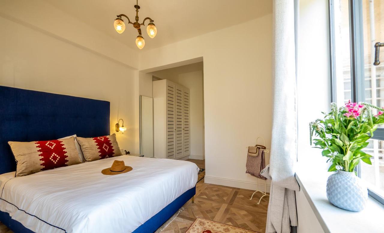 Veller Yehuda Halevi Apartment